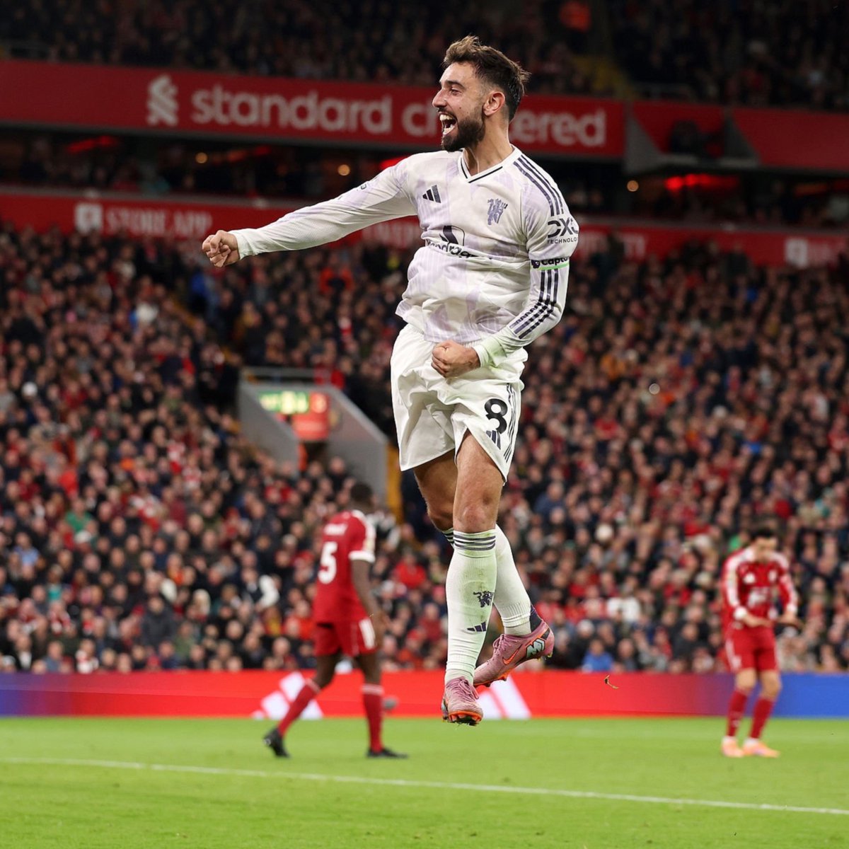 The Touchline | 𝐓 tweet media