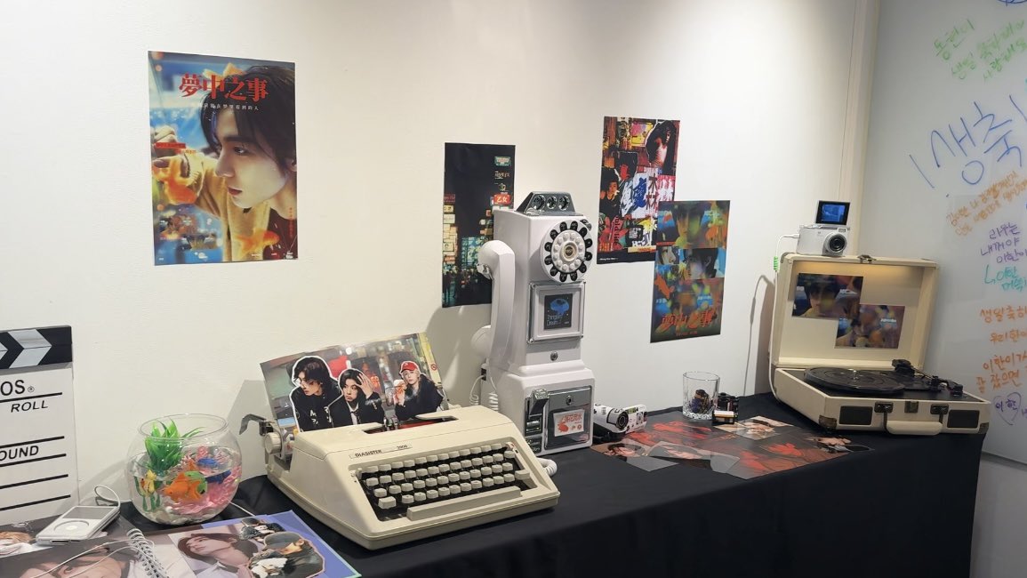 ᴛɪɴʏ tweet media