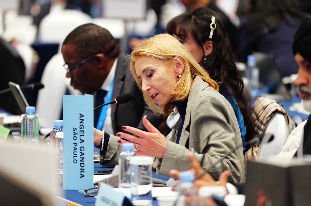 🟡 Après 3⃣ jours de dialogue à Xi’an, le Conseil Mondial de CGLU se clôt avec un engagement fort à “Forger des communautés pour les générations présentes et futures.”

💫Ensemble, sous la direction du Président Lee Jang-Woo, maire de Daejeon, nous portons cette vision vers 2026.