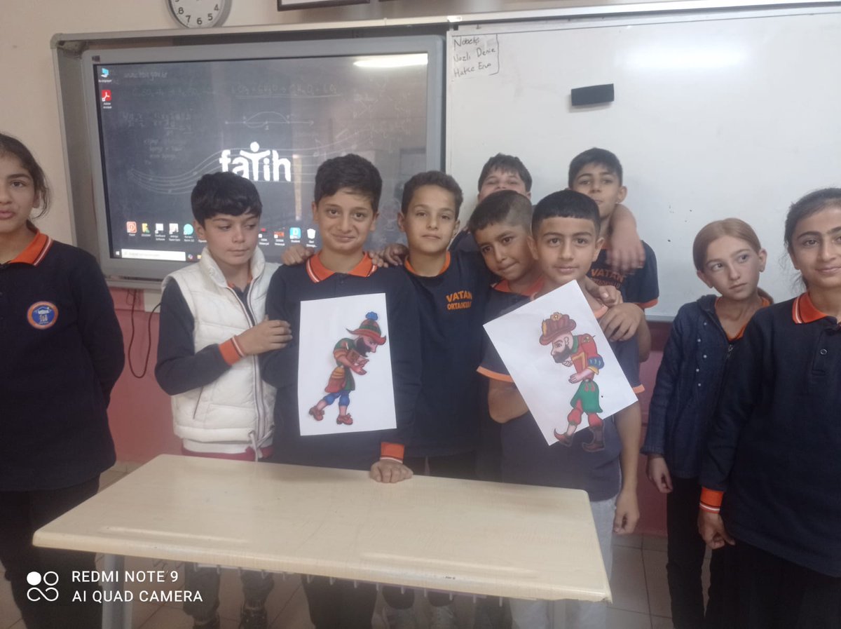 vatan_omerli's tweet photo. Türkçe dersinde Geleneksel Türk gölge oyunlarından Hacivat ve Karagöz sergilendi.Etkinligi düzenleyen Türkçe öğretmenimiz Sabri KAYA'ya ve öğrencilerine teşekkür ederiz.

@mardinilmem 
@OmerliMem 
@SuleymnAKIN 
@umitcetin47100
@barancesur04 https://t.co/9M89tTFCqc