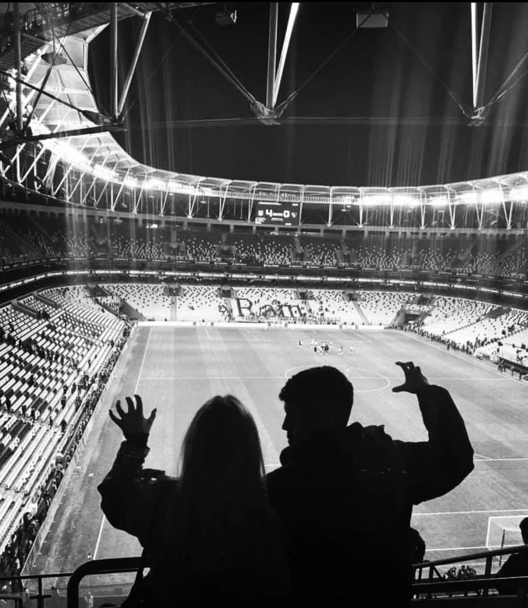 yasarcelikjk's tweet photo. yok başka hayalim https://t.co/08vIZJrKgB