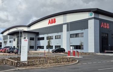ABB has opened a facility in Nottingham to expand R&amp;D and production of its Furse earthing and lightning solutions, which help safeguard critical infrastructure against lightning strikes and electrical surges. Read more about this here 👉 lnkd.in/epXtfKrk
#SurgeProtection