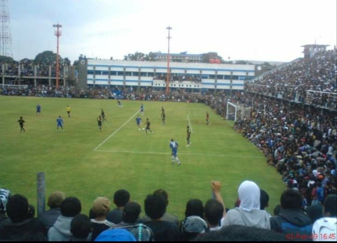 <a href="/Shamr00g/">𝔒'𝔰𝔥𝔞𝔪𝔯𝔬𝔬𝔤</a> <a href="/R_Forest68/">Riverside Forest</a> <a href="/F_Underdogs/">BIRDS DEATH BRIGADE</a> Sae ieu gairah balbalan... 
Asa kaemutan 2009 Persib ujicoba di Sidolig oge. Sama tak terbendung 🙌