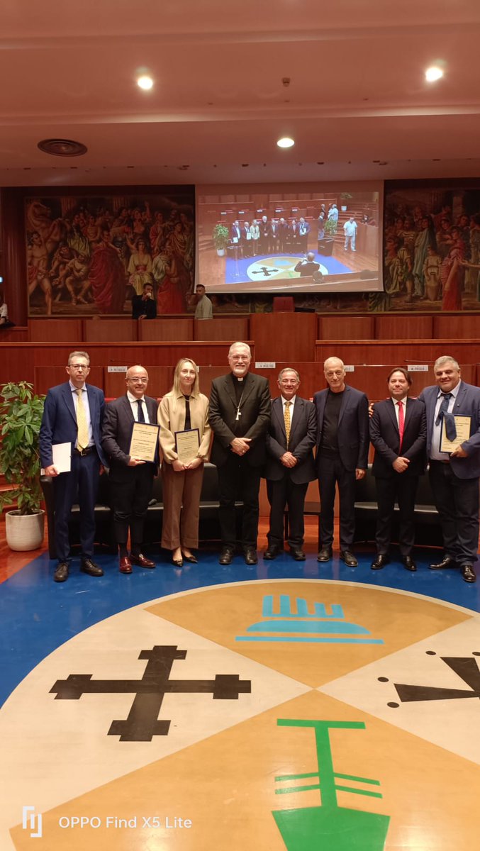 Presidente Corecom Lombardia a Reggio Calabria per due giornate ricche di iniziative culturali e istituzionali organizzate dal  <a href="/vincisulweb/">Corecom Calabria</a> presso l'aula consiliare del Consiglio Regionale di Calabria. A chiudere la riunione del Coordinamento Nazionale dei Presidenti Corecom