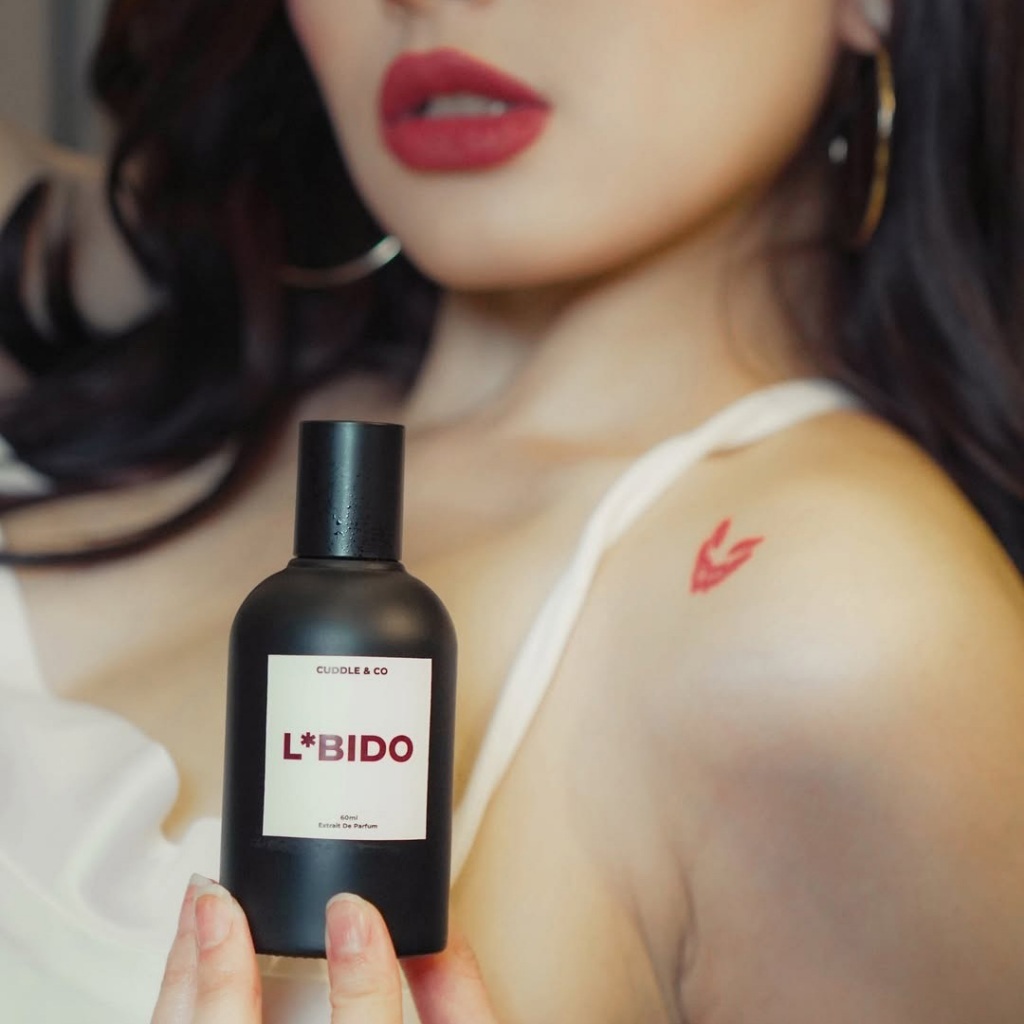 Bukan cuma wangi... tapi bikin siapa pun yang dekat jadi lupa caranya berpaling.
LBIDO — wangi yang membangkitkan rasa percaya diri dan daya tarik alami dalam dirimu "Kaum Mager"
cek promonya sekarang juga
s.shopee.co.id/9AG5dKXQvq