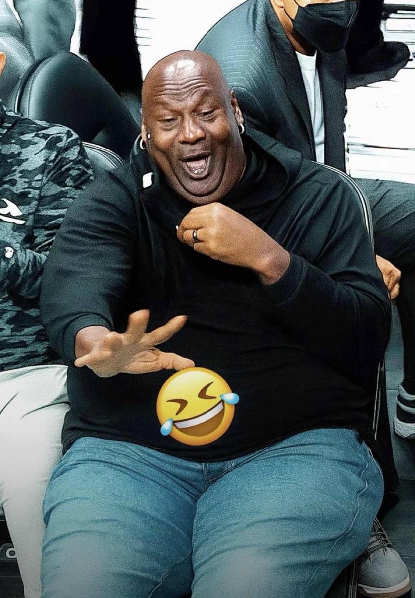 TheCornCobbler's tweet image. 14 year olds on sh/ed twitter when they see Harry potter bedsheets in the dm image thumbnail.