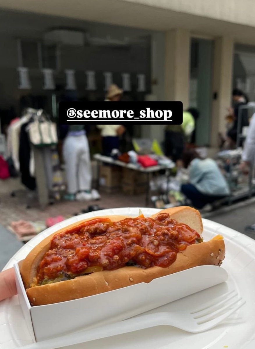 seemore_shop tweet picture