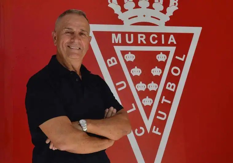 Felipe mucha PUBLICIDAD,leds por todas partes,amplicion d tienda,camisetas agotadas,18 socios,entran MAS EUROS Q NUNCA ,no te rias de esta aficion GRANDE ,EJEMPLAR y preocupate tb de TOMAR SOLUCIONES DEPORTIVAS URGENTES!!!!FELIPE CONFIO EN TI PERO NO TE DEMORES......🤬🤬🤬🤬🤬