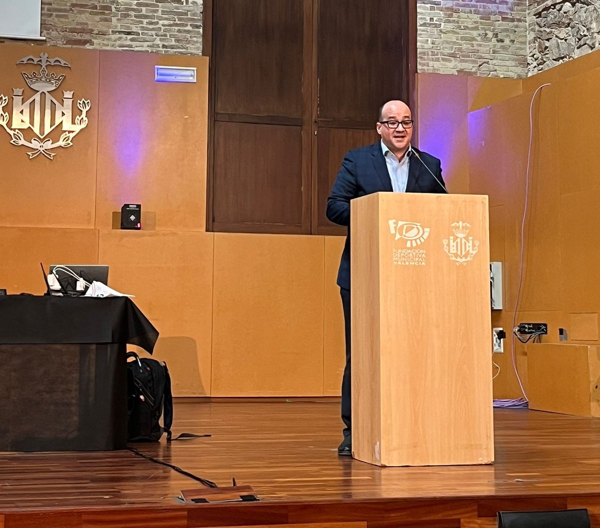 ➡️La DG d'FP, Marta Armendia, i el DG d'Ordenació Educativa i Política Lingüística, Ignacio Martínez, participen en la inauguració de l'event de formació internacional Developing International Projects for Schools (DIPS)