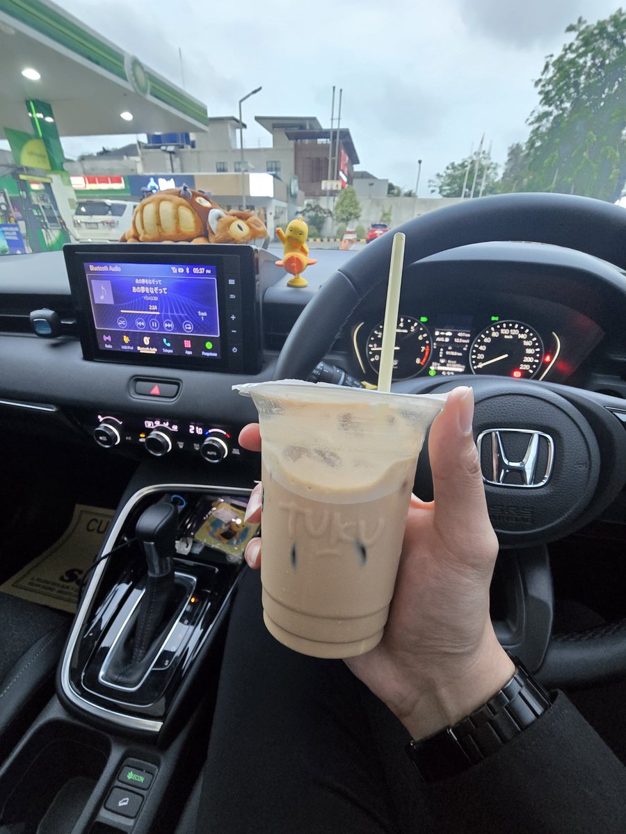 Kita tutup kerja hari ini dengan segelas tuku