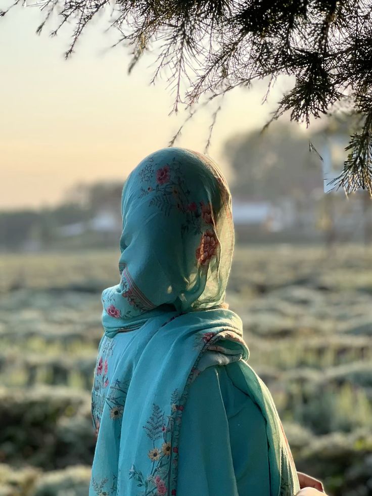 असर यादों का तनहाई में दिल पर हो ही जाता है...
तुम्हीं ही से तुम्हारा ज़िक्र अक्सर हो ही जाता है....!!

Follow 👇🏻
<a href="/_aisha_192516/">Ashii</a>
<a href="/Grover_LLB/">Dr,Gulati L,L,B 🇮🇳☺️☺𝓟𝓪𝓻𝓸𝓭𝔂 𝓐𝓬𝓬𝓸𝓾𝓷𝓽</a> 
<a href="/raza_0184/">t̑̈ȃ̈ȗ̈f̑̈ȋ̈q̑̈ȓ̈ȃ̈z̑̈ȃ̈</a> 
<a href="/LafzDilse/">Lafz Dilse</a> 
<a href="/Aaysha_Rahman/">Aaysha_Rahman</a> 
<a href="/shakil632788804/">Shakilur Rahman</a> 
<a href="/_nisa_tweets/">Hindustani</a> 
<a href="/_BazamESukhan/">बज़्म-ए सुख़न بزمِ سخن</a> 
<a href="/Sky_Offee/">Minal Sultan</a> 
<a href="/bilalsyed7eng/">Syed بلال</a> 
<a href="/MuslimVoicespac/">Muslim_Voice_Space</a>