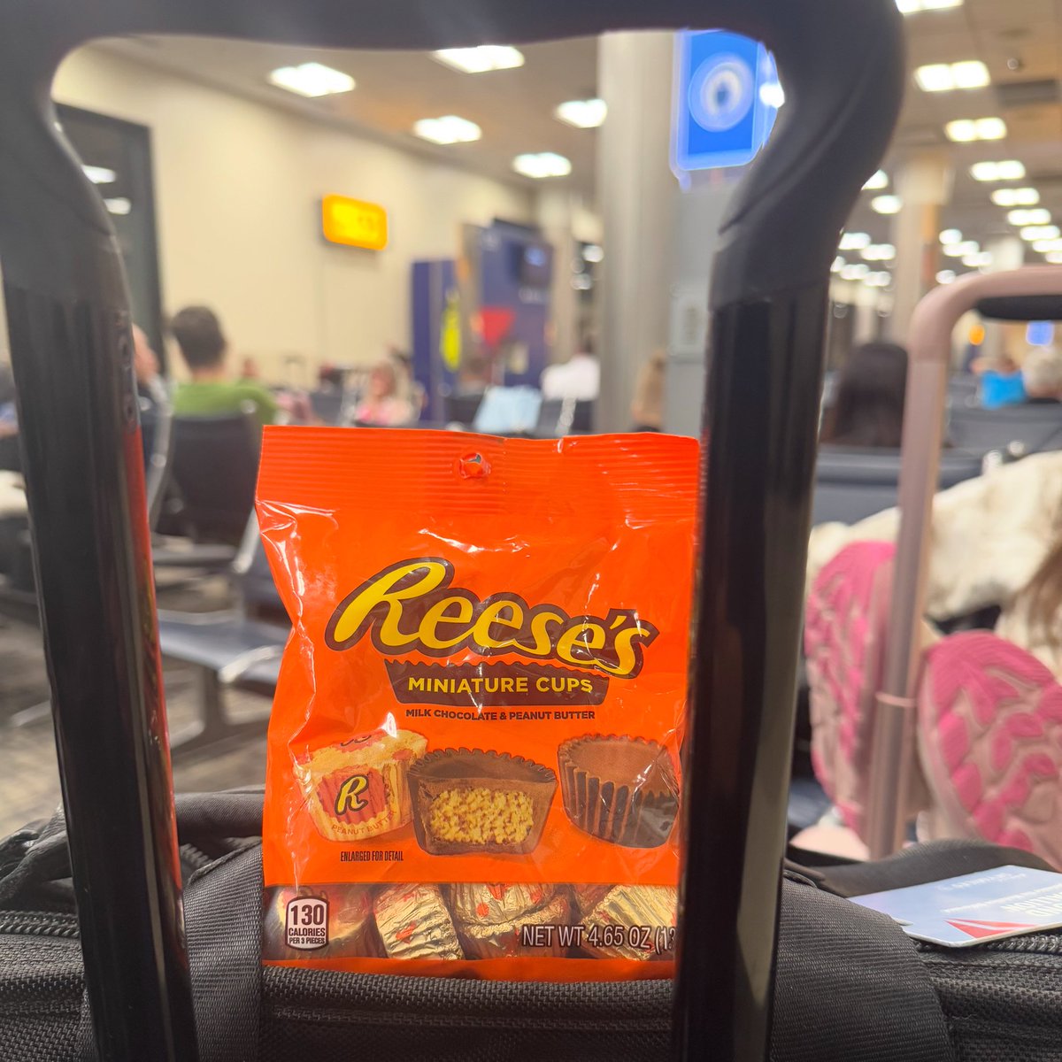 Heading to <a href="/VisitSacramento/">Visit Sacramento</a> to speak at the <a href="/destintl/">Destinations International</a> Advocacy Summit with my treats in hand for the <a href="/Delta/">Delta</a> and <a href="/hyattregency/">Hyatt Regency</a> team members taking care of me along my journey!  
#DIAS25 #AirSmiles #Travel #Tourism