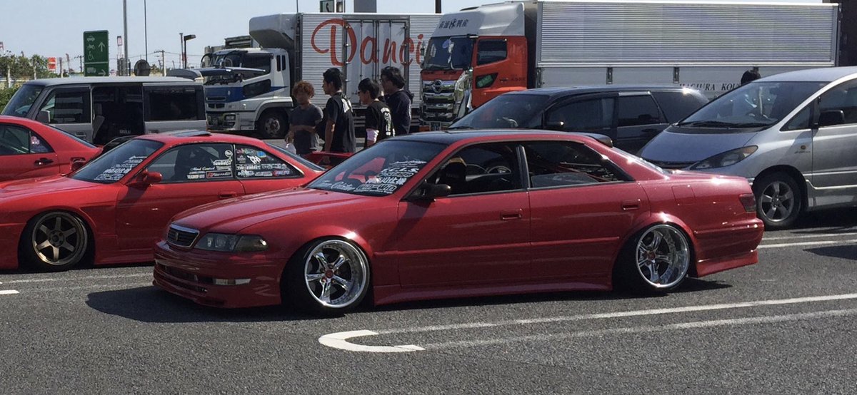 マーク2は前期も後期もやったけど
断然前期がかっこいい🤝
またマーク2乗りたいなー！！
