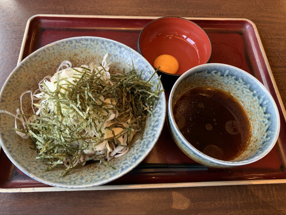 asikubitake's tweet photo. 美味しくランチ🍙 https://t.co/88RksQUfFZ