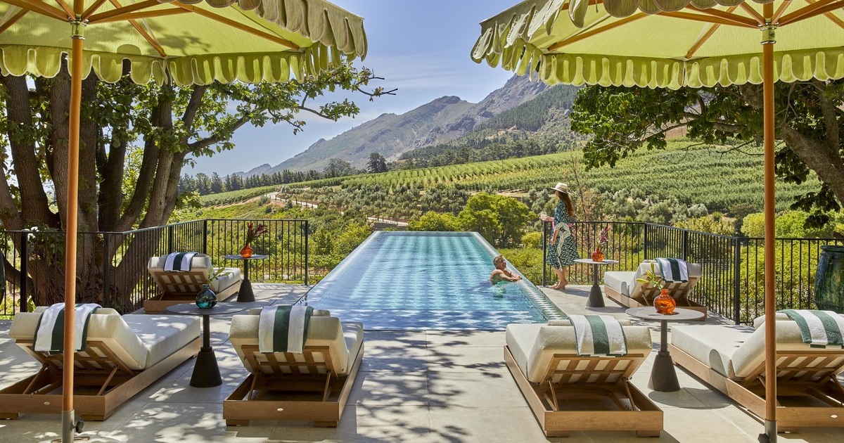 Inside Guide (@theinsideguide) on Twitter photo The luxe life! Franschhoek House is a colour-drenched (and exclusive) escape among vines and mountains in the Franschhoek Valley. bit.ly/44ksued The luxe life! Franschhoek House is a colour-drenched (and exclusive) escape among vines and mountains in the Franschhoek Valley. bit.ly/44ksued