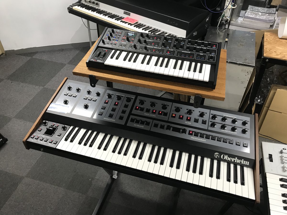 【展示機情報】Sequential Fourm 展示開始しました!!
伝統のオシレーター、Pro-Oneライクなモジュレーションマトリクス、そして40年ぶりとなるポリフォニックアフタータッチ。SequentialのDNAを凝縮した1台です!
絶妙なサイズ感も魅力的。在庫僅少ですがお越しの際は是非触れて行ってください!