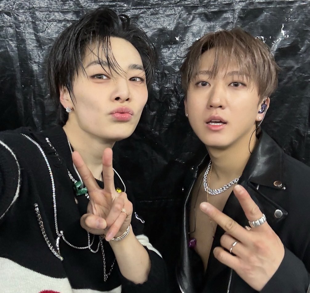 btskzsafe's tweet image. 😚