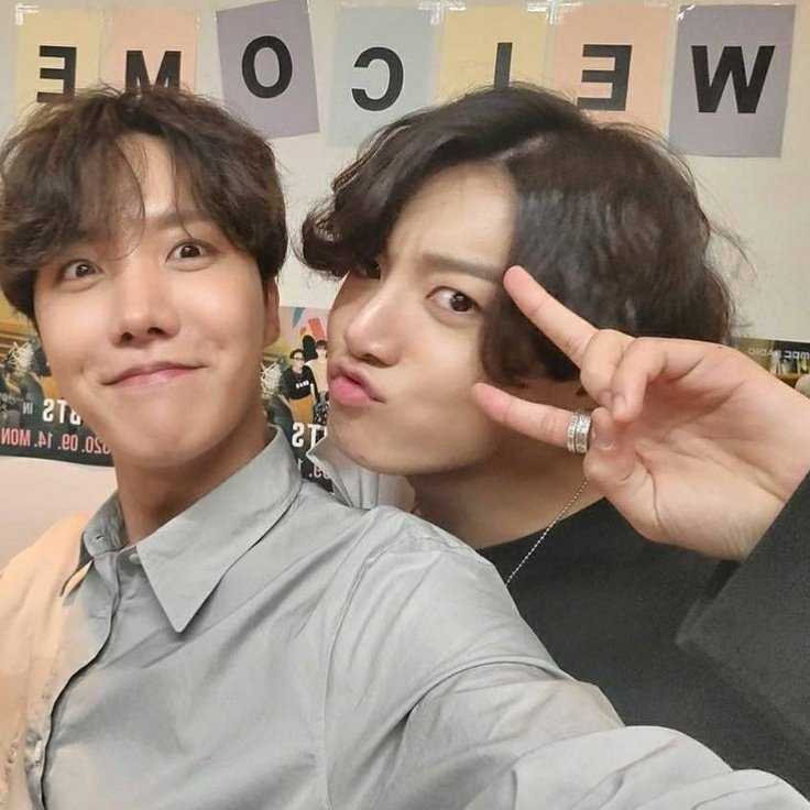 btskzsafe's tweet image. 😚