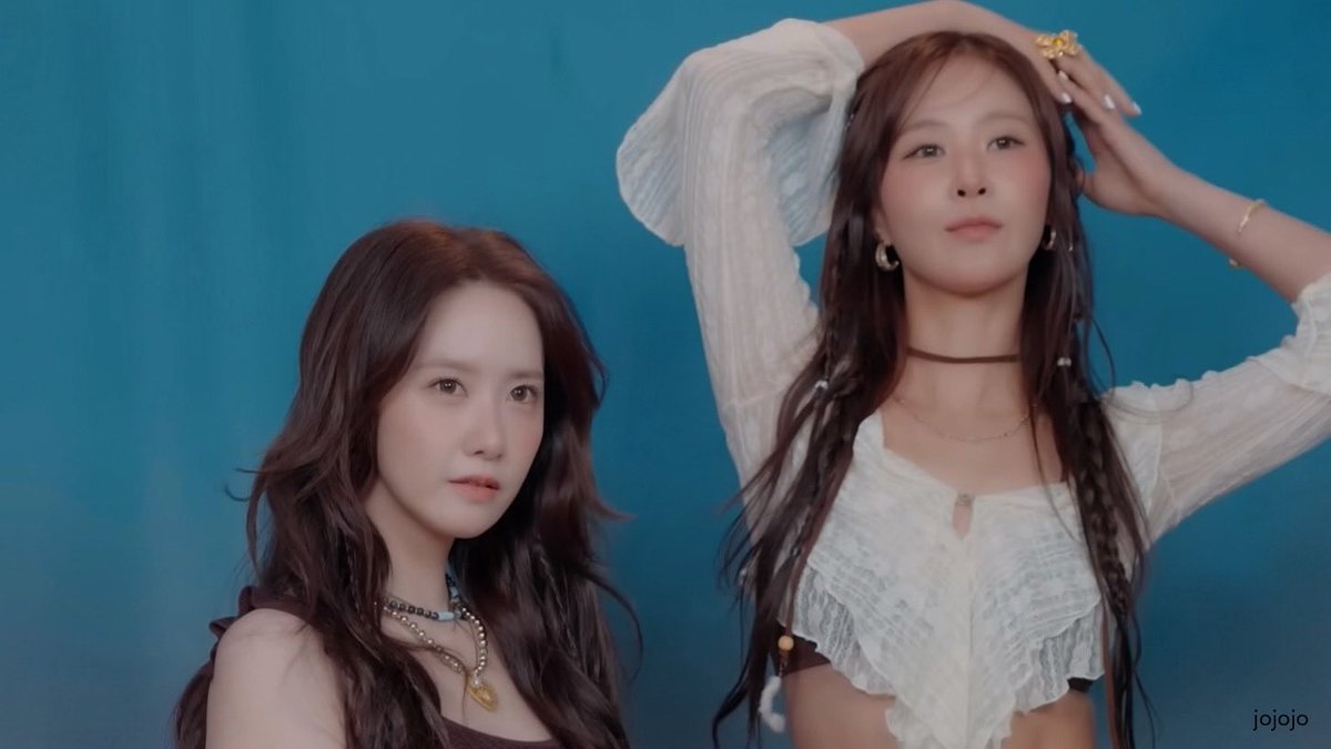 soshimojojojo's tweet photo. YoonYul 𖢻
.
#YOONA #임윤아 #윤아 #YoonA
#Yuri #KWONYURI https://t.co/4Bh13kSKXR