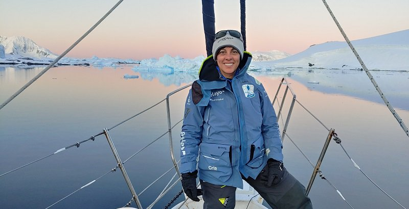 UEuropeaPrensa's tweet image. ➡️🚣‍♀️La directora del Departamento de Docencia Online de la Escuela STEAM de la @UEuropea, Patricia del Solar se convierte en una de las protagonistas del documental Reto Pelayo Vida Antártida.
#condicionesextremas #expedicion #Antartida
universidadeuropea.com/noticias/patri…