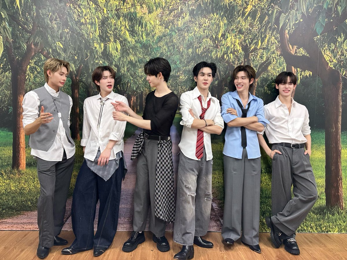 JPornthippa's tweet image. ʕっ>ㅅ<ʔっ❥ ʕっ>ࡇ<ʔっ ʕっ> ᴗ <ʔっ💙🌌
#TMCLIVExDEXX_Besideyou
#DEXXth