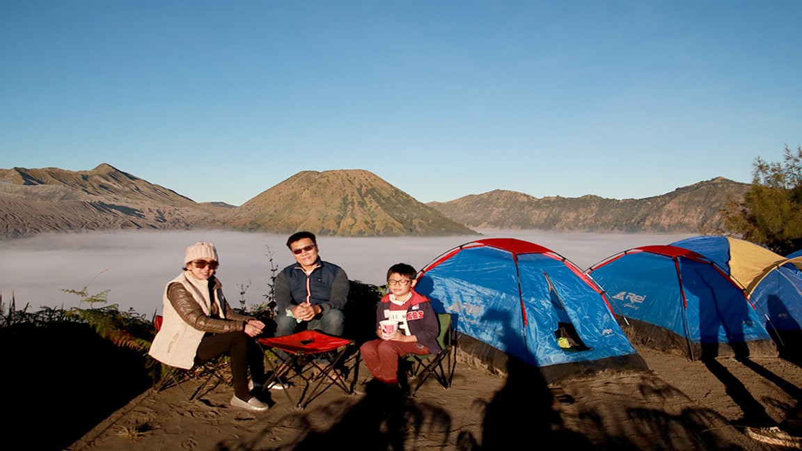 bromo_eastjava's tweet image. bromoeastjava.com/best-time-for-…

Summertime is the best season for camping at Mount Bromo because the weather is warm and dry. However, campsites can be crowded, so it’s better to plan ahead, make reservations, and arrive early. #mountbromo #tourpackage #camping #travel