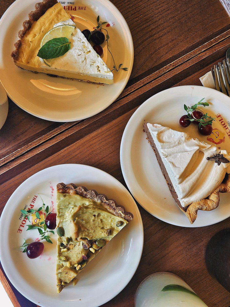 Moz (@yoonmoz) on Twitter photo 