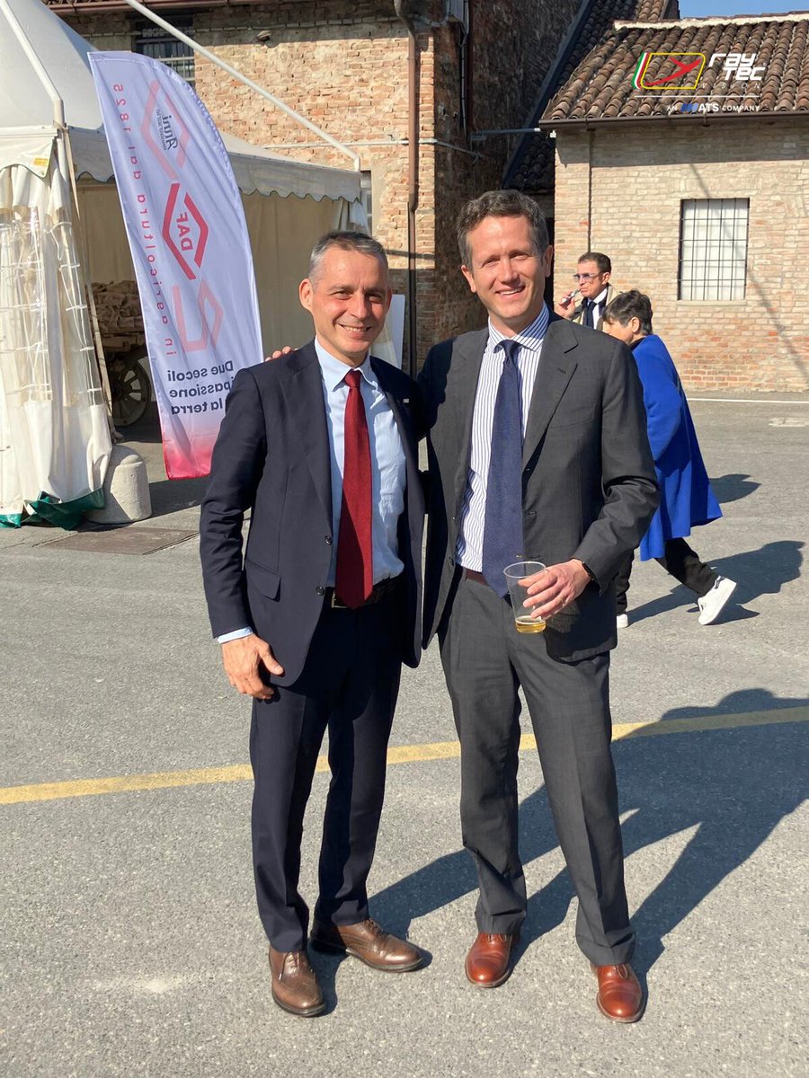 Raytec_Sorting's tweet image. 🎉 200 anni di storia agricola e familiare!
Lo scorso sabato abbiamo festeggiato DAF, storica azienda della Famiglia Fioruzzi a San Giorgio Piacentino.
🤝 Orgogliosi del nostro legame con un cliente storico che condivide valori di qualità, innovazione e fiducia. 
#DAF200
