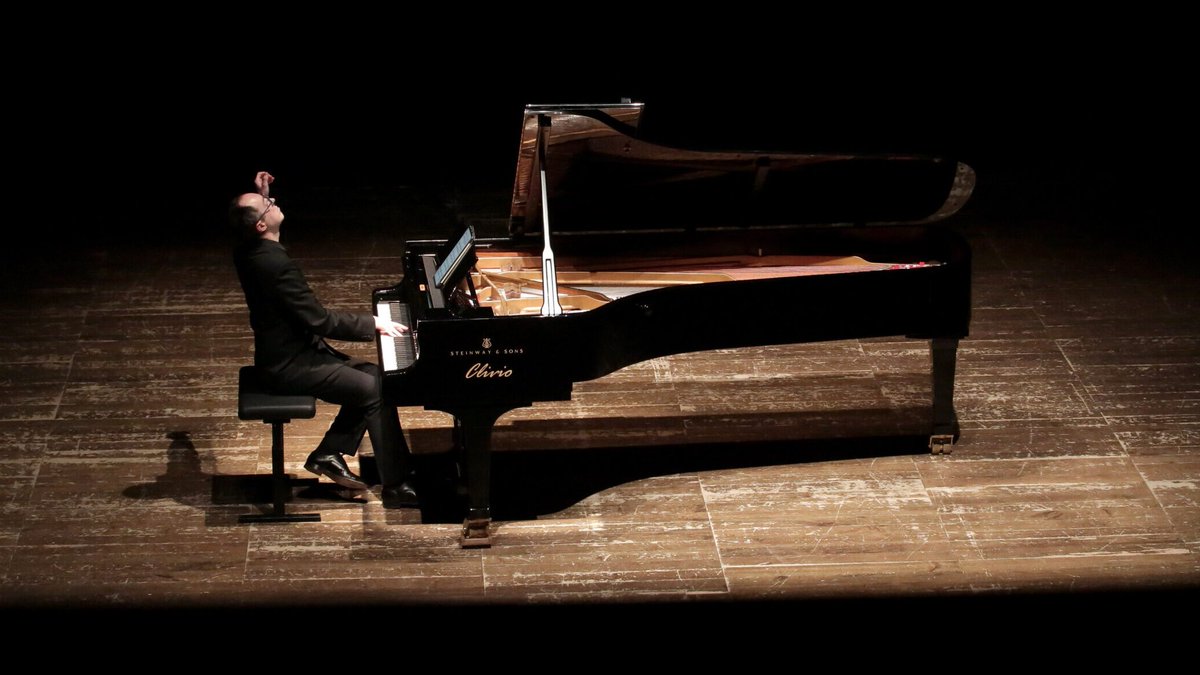 Iscriviti al Corso per adulti ‘Crescendo per Rossini Concerto’! 🎶

Scopri tutte le info e partecipa: potrai beneficiare di una tariffa agevolata per il Concerto organizzato dal ROF del 15 novembre!

Info ➡️ shorturl.at/bUyjr