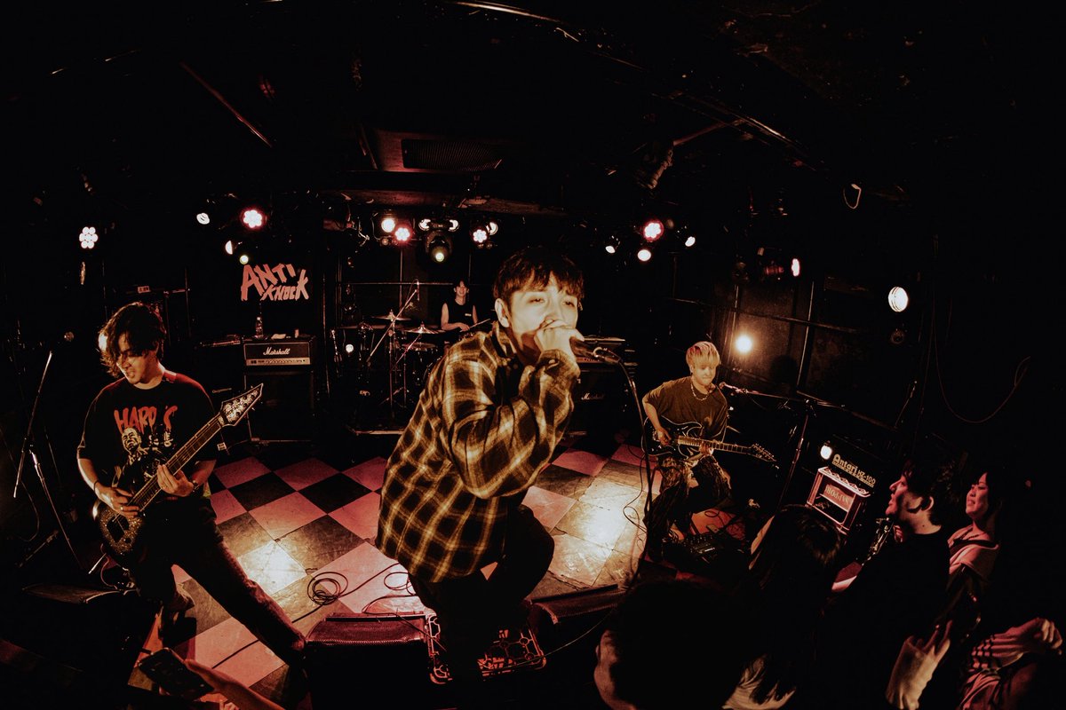 GABRIEL_YS7's tweet photo. 先日ですが！新宿アンチノックにて@Changeless_jp のライブでした！
わんちゃん今年最後だったかも⁉️

いつも熱いフロアをありがとう‼️🔥

📸 by @YameDreKudasai https://t.co/dupKAkZNmv