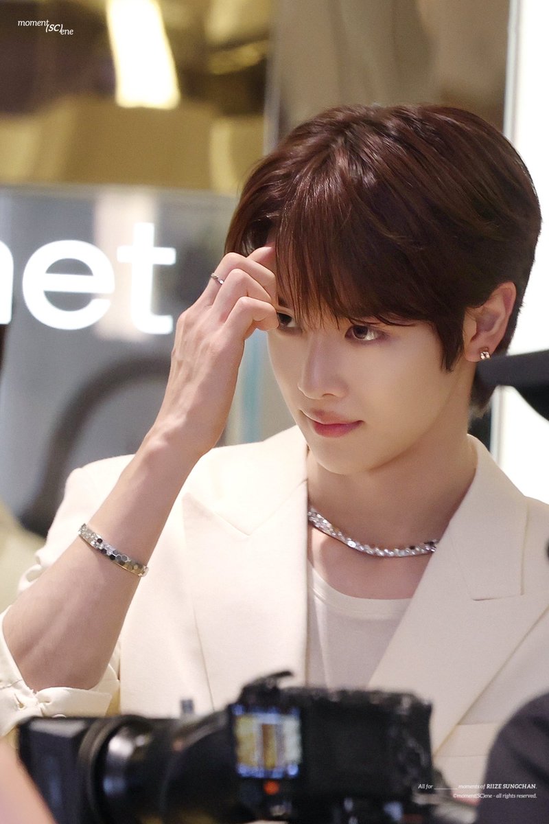 251016 쇼메 CHAUMET

I vote #RIIZE on #2025MAMAVOTE

#라이즈 #성찬 #SUNGCHAN #ソンチャン #郑成灿 #鄭成燦