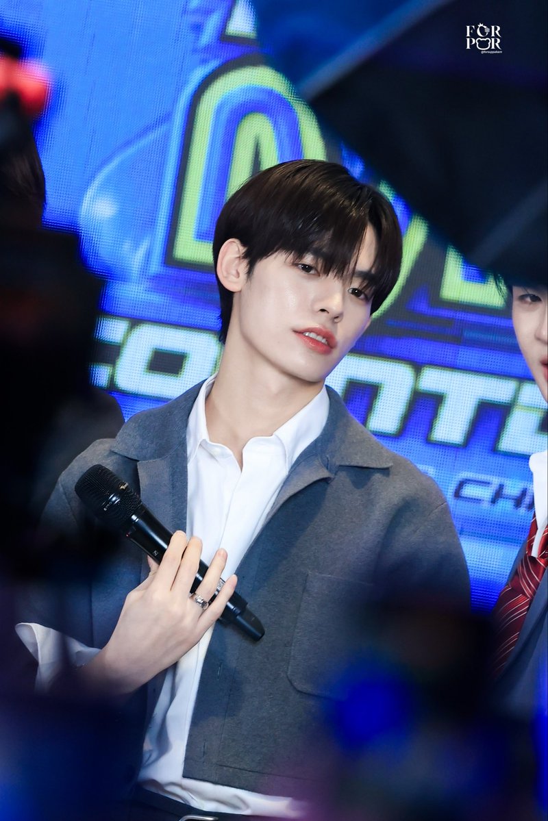 For POR SUPPAKARN ❄️ (@forsuppakarn) on Twitter photo วันนี้พี่ไอดอลหล่อเป็นแก้วเป็นแสงมากคับ🤍✨
DEXX Besideyou AT TMC
#TMCLIVExDEXX_Besideyou
#PorSuppakarn #POR_DEXX
<a href="/porsuppakarn/">porsuppakarn</a> วันนี้พี่ไอดอลหล่อเป็นแก้วเป็นแสงมากคับ🤍✨
DEXX Besideyou AT TMC
#TMCLIVExDEXX_Besideyou
#PorSuppakarn #POR_DEXX
<a href="/porsuppakarn/">porsuppakarn</a>