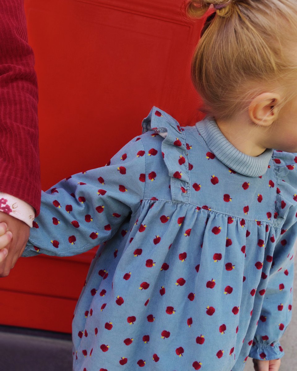 PETIT BATEAUプチバトー女の子新品は福袋8才 4点セット120130 PETIT BATEAUプチバトー女の子新品は福袋8才 4点セット120130