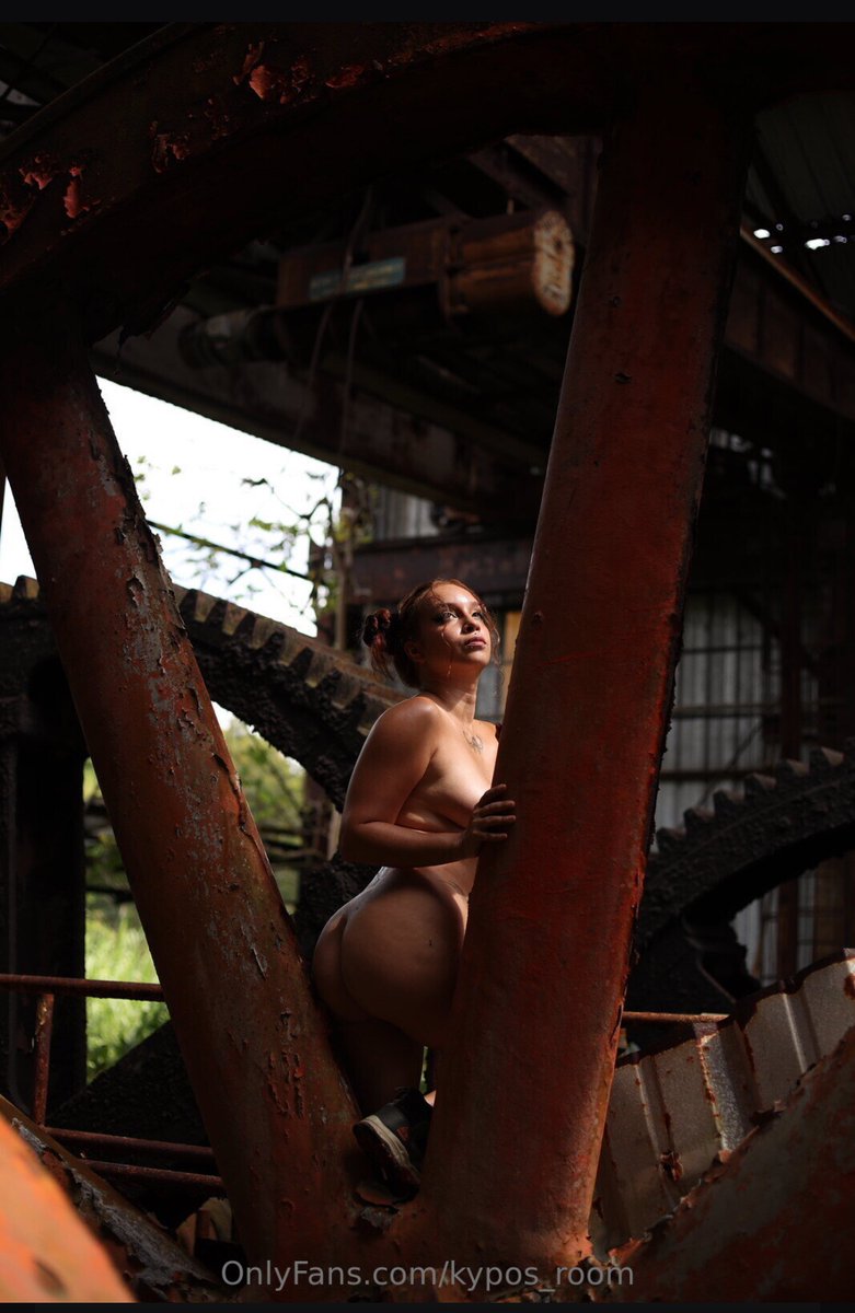 New stuff on my onlyfans!
Subscribe for just $10 a/mo. 
Onlyfans.com/kypos_room