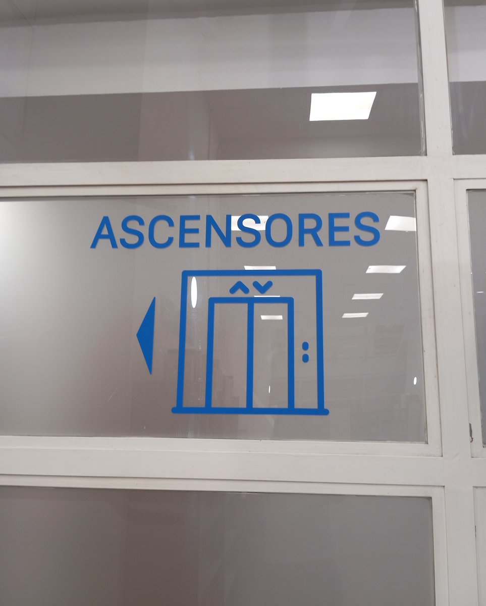 BibEduUsal's tweet image. Casi, casi tenemos terminada la señalética 🤗🤗
Aquí os dejamos algunas fotos para que veáis lo bonita que está quedando la biblioteca.