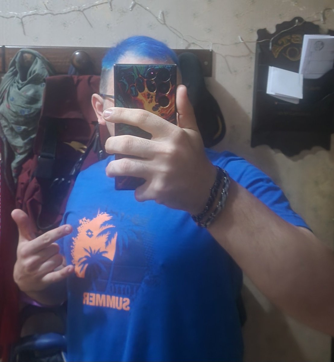 🔵