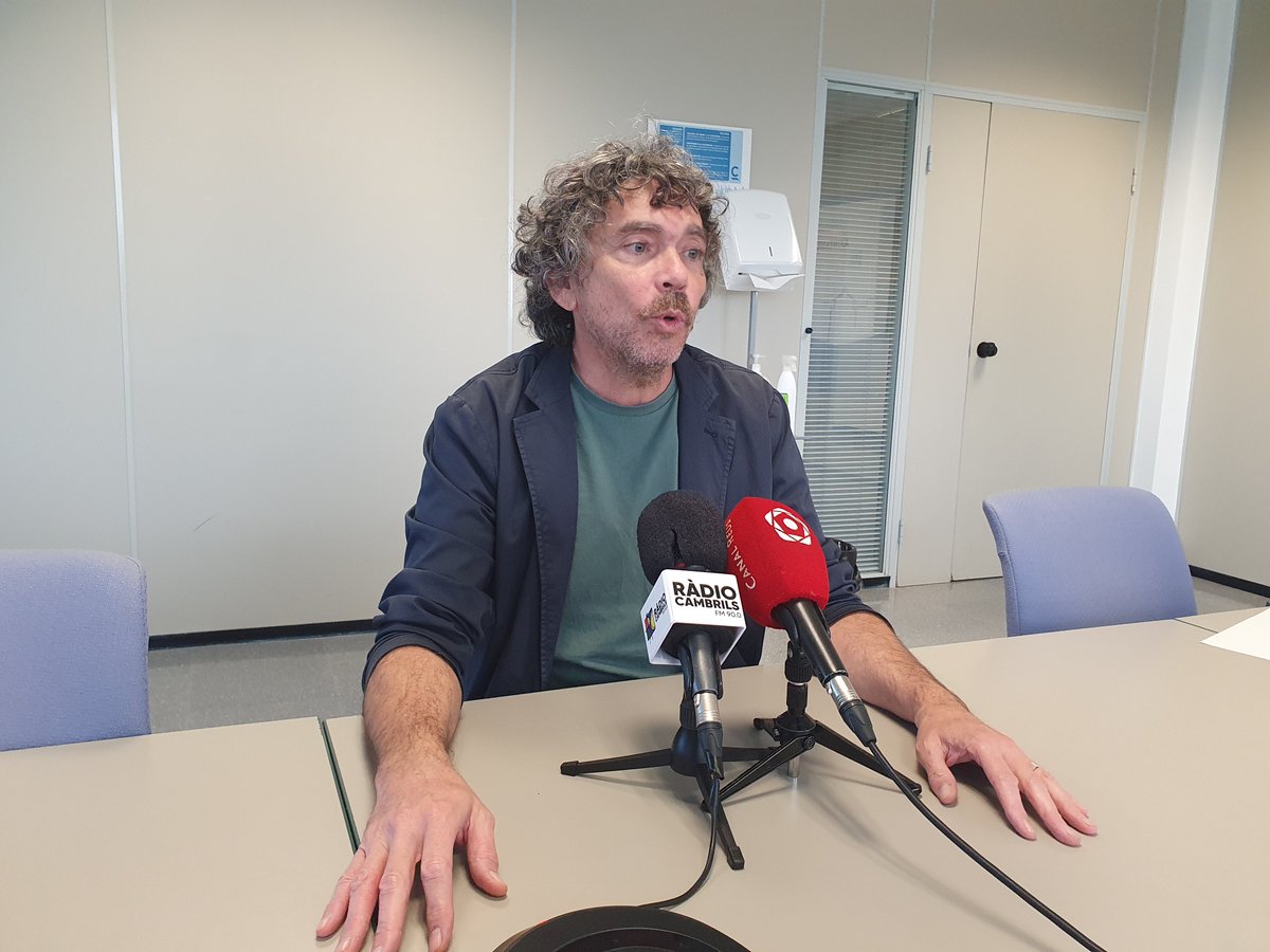 NOTÍCIA / Jordi Barbera demana a Oliver Klein que cessi el regidor Carlos Caballero si aquest no demostra que és arquitecte

Link 👉🏽goo.su/NQ1Ouw

<a href="/jordibarbera/">jordi barberà🌱</a> <a href="/CeC_Cambrils/">Cambrils en Comú</a>