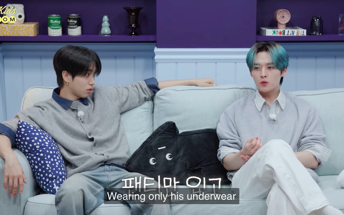 driveknow's tweet photo. minho gives two fucks about everything damn he wants the world to know how he sees his hannie almost naked everyday https://t.co/RcVXJJ7iIy
