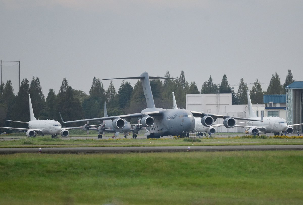 tomcat_alte's tweet image. 本日の厚木基地です。
どうしてもF-35が撮りたくて💦毎度の午後から出撃！しかし35Bは横田に行ってるようで・・・、残念。しかし！富士山がやっとまともに撮れたのと35Cが4機、18が2機撮れて大満足！😊久々の爆音浴！最高！！😃
夕方にカナダのグロマスが飛来しました😃

#厚木基地
#F35C
#FA18E
#C17