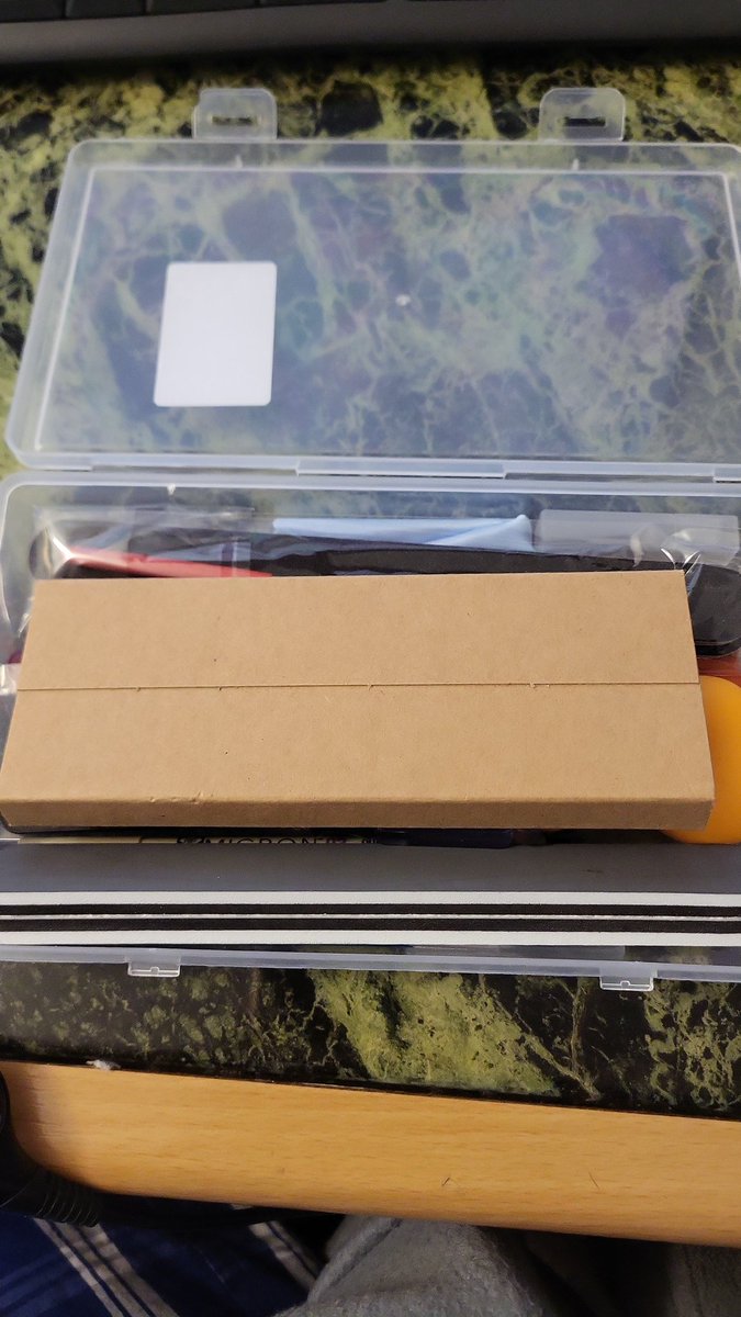 Muss mir fr mehr kits holen shit fängt an staubig zu werden