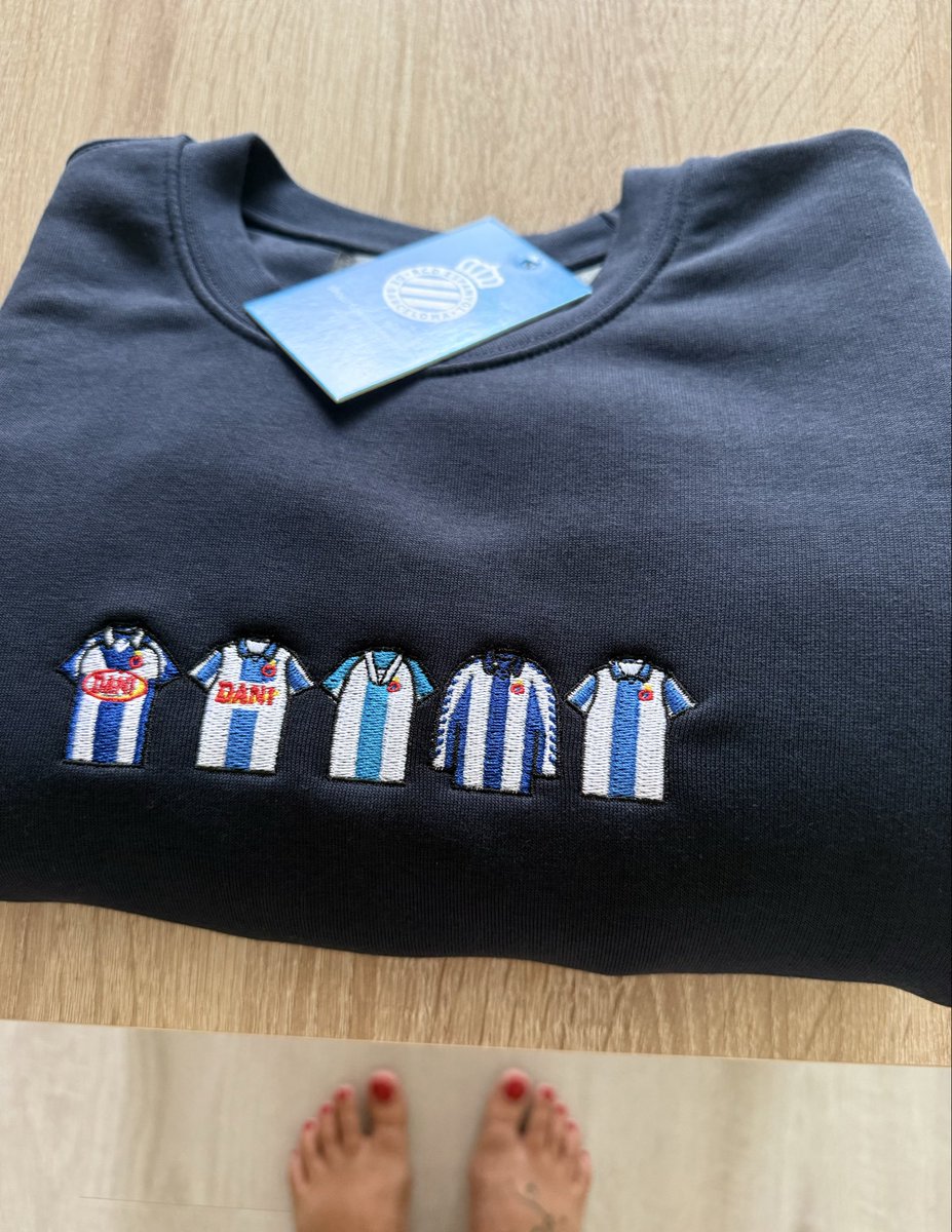 Regalito perfecto de santo 🥳🥳
Quien me conoce, sabe como hacerme feliz 😊 

#rcde