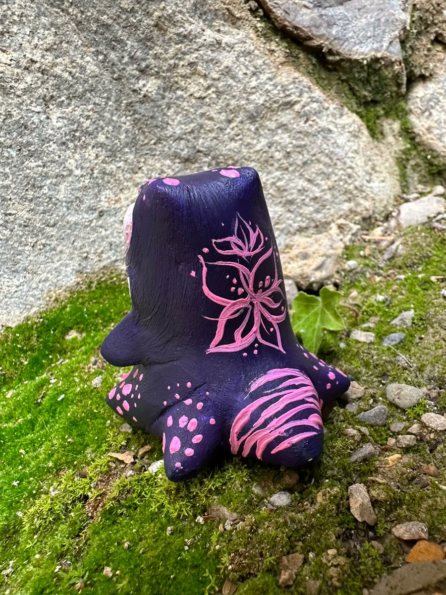 PlayVoidTrain's tweet image. 🤗Amazing figurine by Alice Noire

#VoidTrain