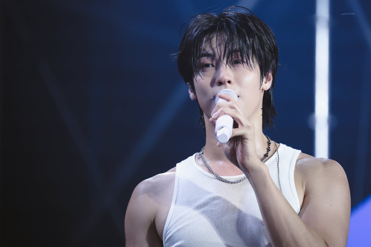 dearest_nf's tweet photo. 251019 GMF
#엔플라잉 #NFlying
#이승협 #LeeSeungHyub
https://t.co/NMMnvynB92
https://t.co/fejxxRWfzI https://t.co/0oKte70OHH