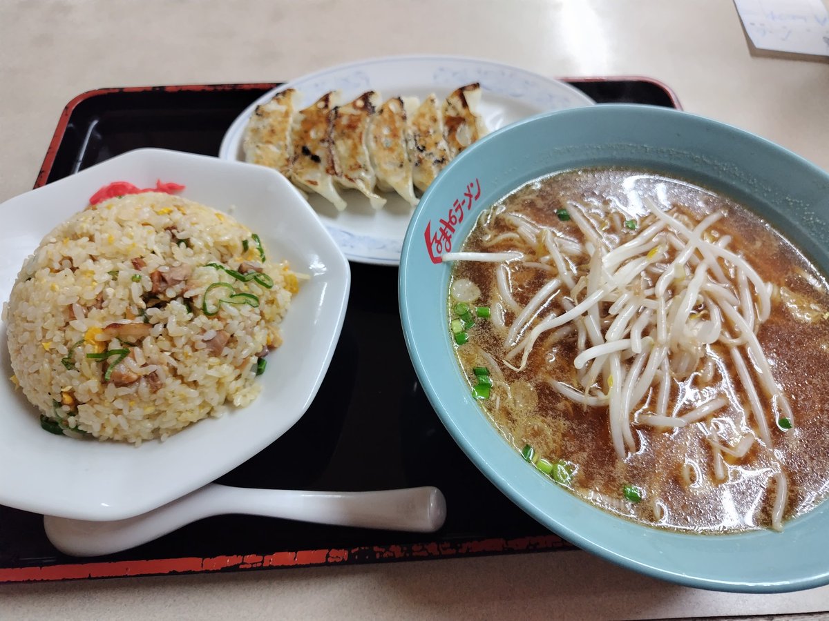 soundsucces's tweet photo. ここ数日、寝落ちばかりで晩御飯スルーが多かったたので、数日分のチャージをここで一気に。
#SoundSuccess https://t.co/E5I5aAwbgb