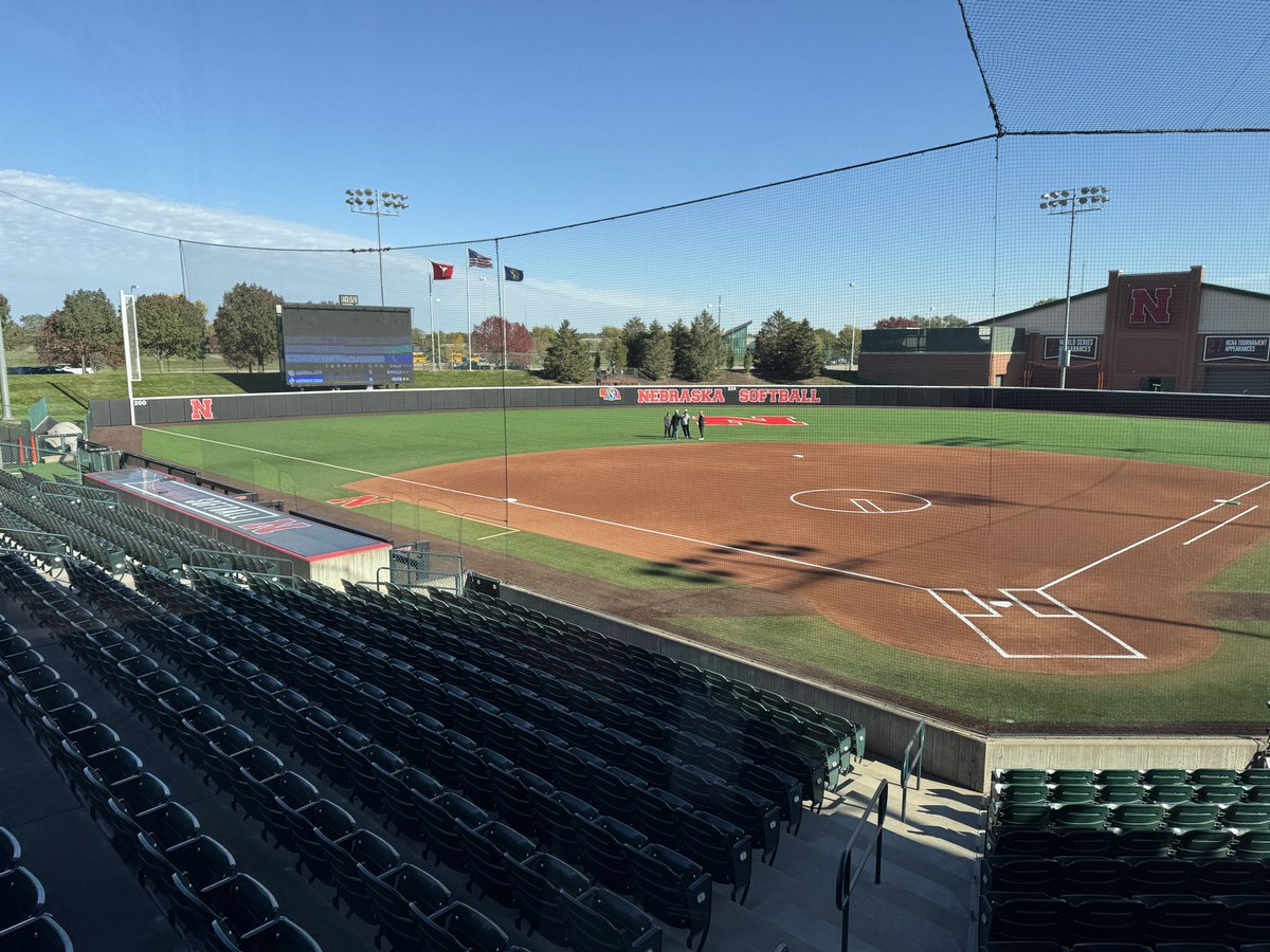 ryan_valenta's tweet image. 🥎 State Championship softball is an hour away on @khasradio!
Join me at noon as #1 St. Cecilia looks for its first ever Class C state title against #6 Central City at Bowlin Stadium in Lincoln! 🥎 @HCSBluehawks 

Listen: 1230 AM/104.1 FM
Stream: d2091.cms.socastsrm.com/player/?player…
#nebpreps
