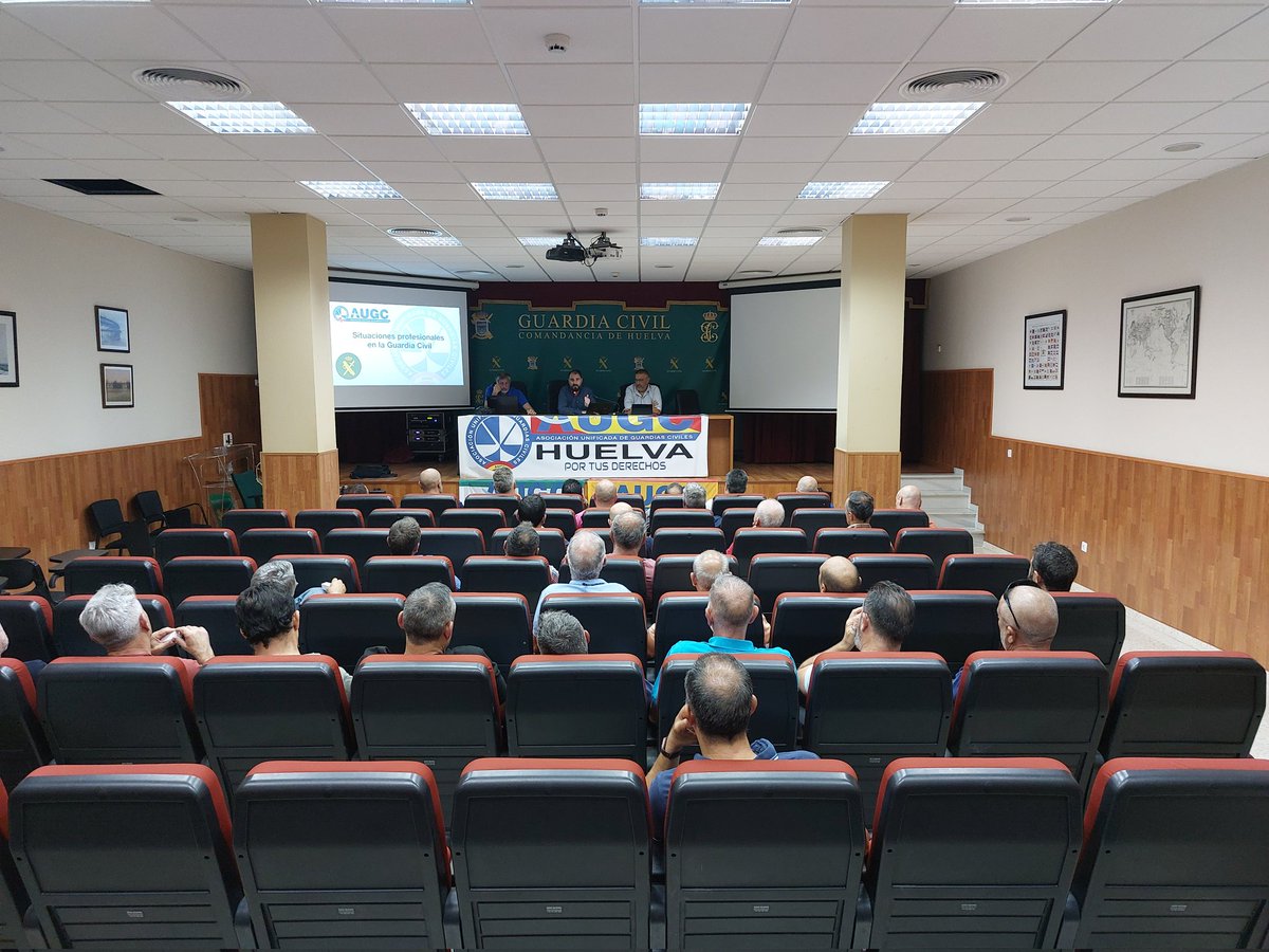 AugcHuelva's tweet photo. Celebrando la Asamblea General Provincial de @AugcHuelva con la participación de @AUGC_Comunica y @AUGC_Andalucia informando a tod@s sus afiliad@s del trabajo diario realizado durante todo el año por la delegación
#AUGCContigo 
#VotaAUGC https://t.co/oW34s7FIVo