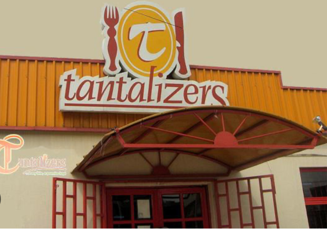 People that know these brands;
 Say hi 🤣