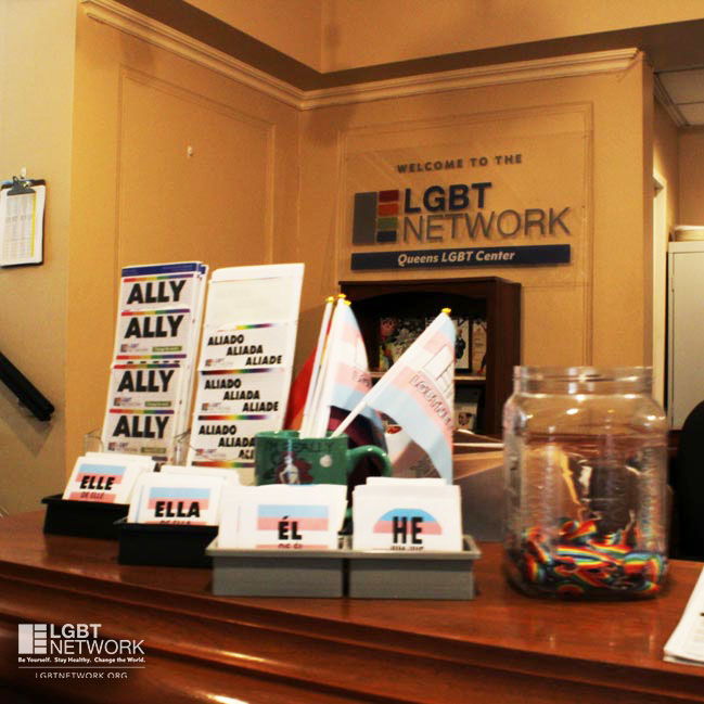 NYLGBTNetwork's tweet image. Every day is #LGBTCenterAwarenessDay at the @LGBTNetworkNY! 🏳️‍🌈
Our 5 Centers — from Queens to the East End — serve 1M+ people through programs, services &amp;amp; safe spaces for all.
🌐 Learn more: lgbtnetwork.org/about/
#LGBTCommunity #SafeSpaces