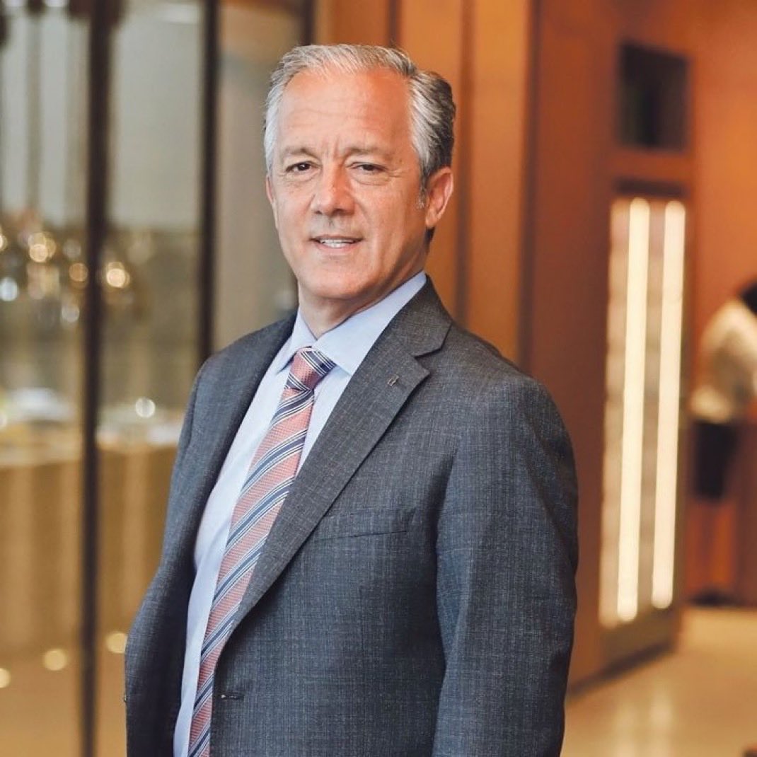 #SonDakika | Koç Holding’e bağlı Divan Oteller Genel Müdürü Murat Tomruk, gözaltına alındı.