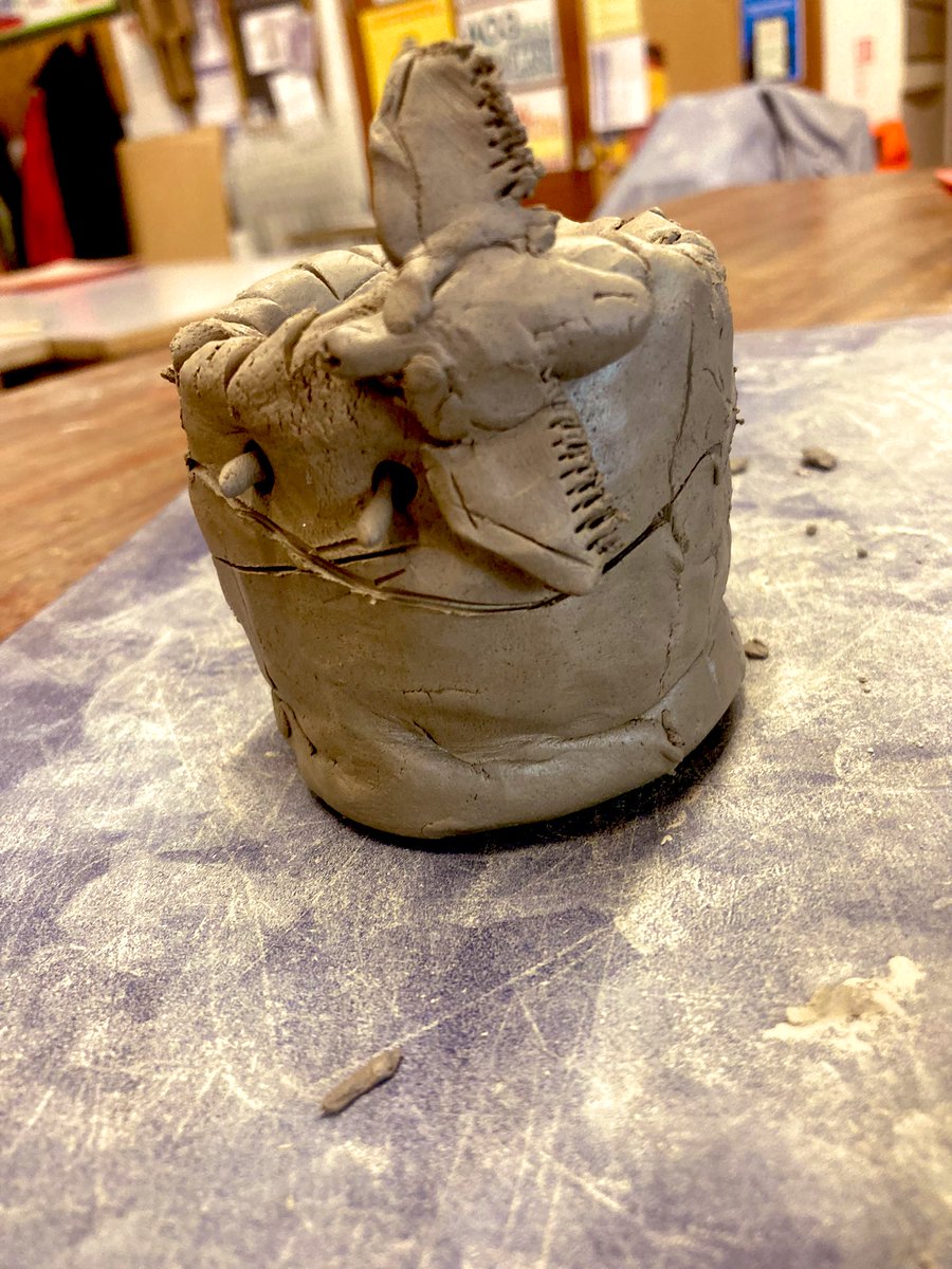 Dempsey_art's tweet image. Empathy pots inspired by a CPD @royalacademy and Harriet Tubman - @KelmscottSchool